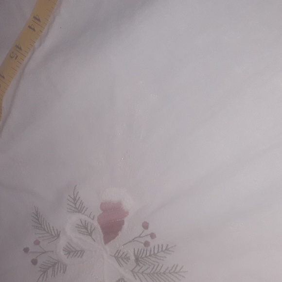 Woodsy Embroidered TableCloth 64" Round - Picture 5 of 17